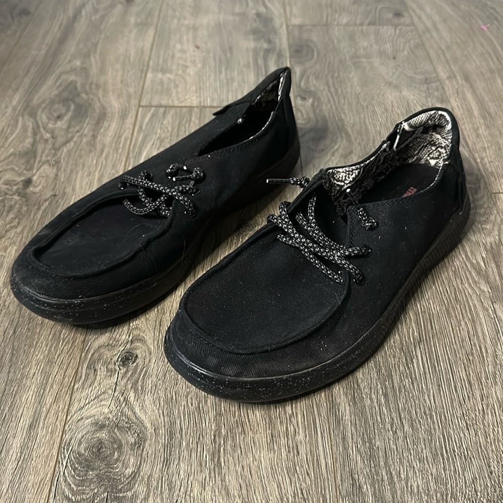 Bobs Black Slip on Shoes Women’s 9.5